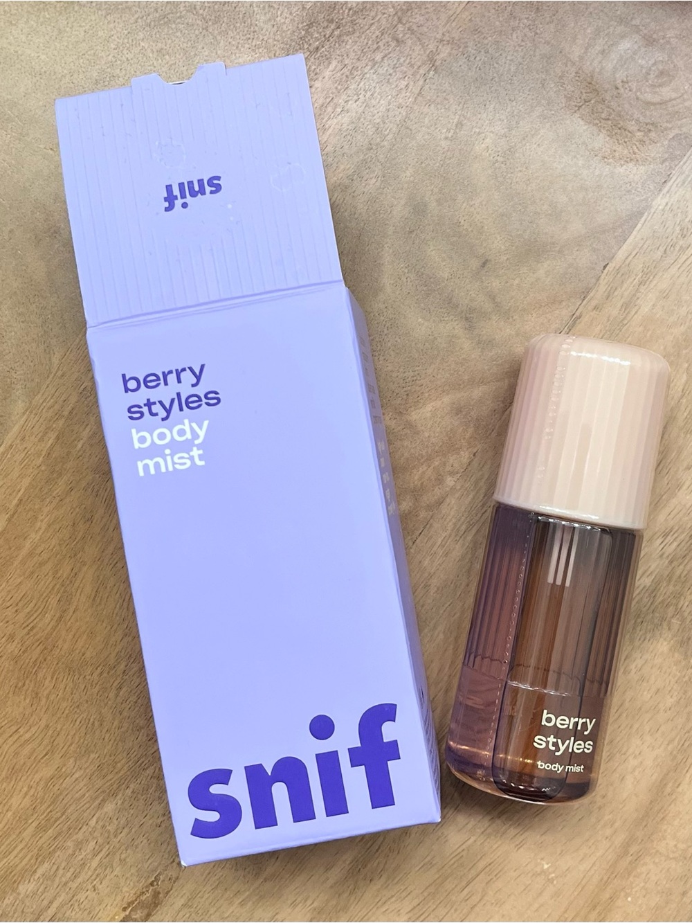 NEW Snif Berry Styles body mist